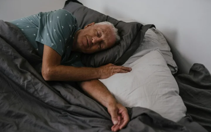 Sprijin de 800 lei pentru pensionarii cu venituri mici, din nou pe masa coaliției! Ce planuri are Florin Manole?