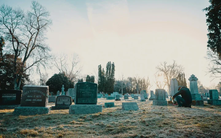 Serviciile funerare din Sibiu se scumpesc semnificativ: tarife mai mari anunțate pentru 2026