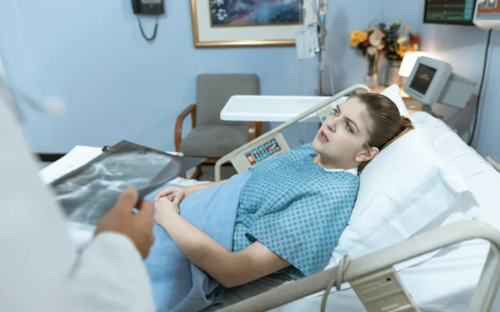 Sistemul medical românesc sub lupă: doar 30% dintre medicii tineri vor să rămână în țară