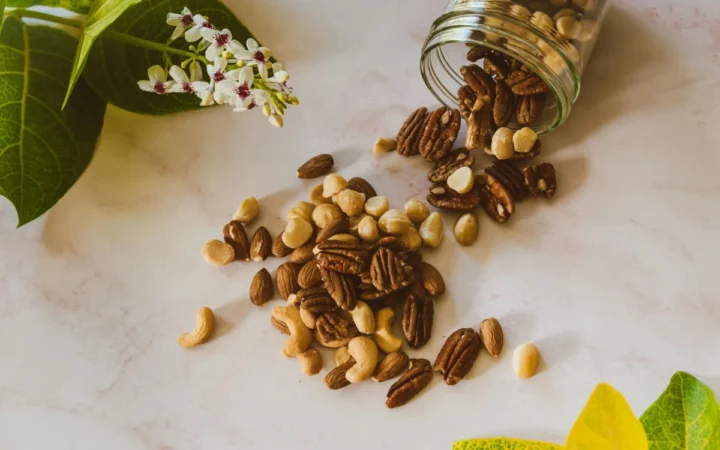 Nucile, gustarea bogată în proteine și fibre care reduce pofta de mâncare și sprijină sănătatea