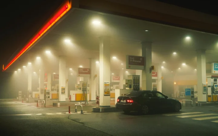 Parlamentul german limitează majorările de preț la carburanți: benzina se poate scumpi o singură dată pe zi
