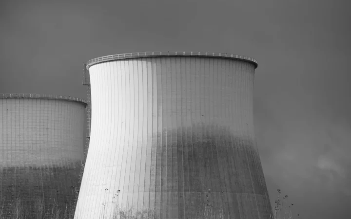 Zelenski acuză Rusia de „terorism nuclear” la 40 de ani de la Cernobîl: Lumea amenințată de un nou dezastru