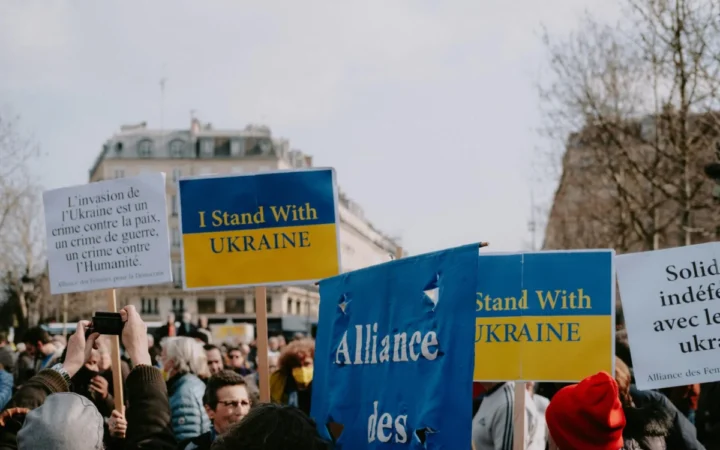 Zelenski acuză: Negocierile SUA cu Iranul lasă Ucraina fără sprijin militar!