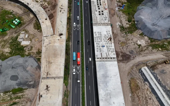 Social-democrații provoacă un moment surpriză la semnarea contractelor pentru Autostrada Pașcani – Suceava