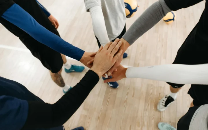 Oina, sportul care scrie istorie de 127 de ani în România! De ce 9 mai este o zi specială