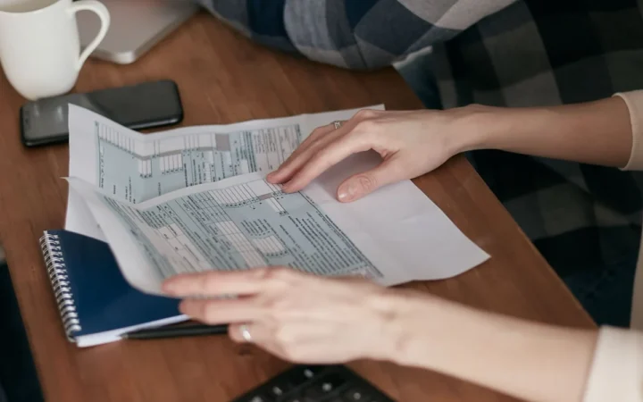 Avertisment: Eliminarea impozitului minim pe cifra de afaceri riscă reîntoarcerea la vechile optimizări fiscale