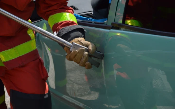 Accident grav pe DN 1 la Avrig: Planul Roșu activat, trei victime transportate de urgență la spital