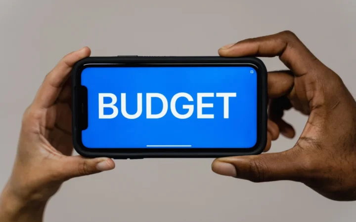 MApN Reduce cu 25% Cheltuielile pentru Deplasări Externe în 2026, Economisind 8 Milioane de Lei