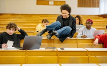A doua sesiune a Bacalaureatului 2026 începe pe 3 august cu evaluarea competențelor la limba română